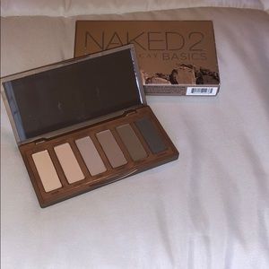 BRAND NEW. urban decay naked basics 2